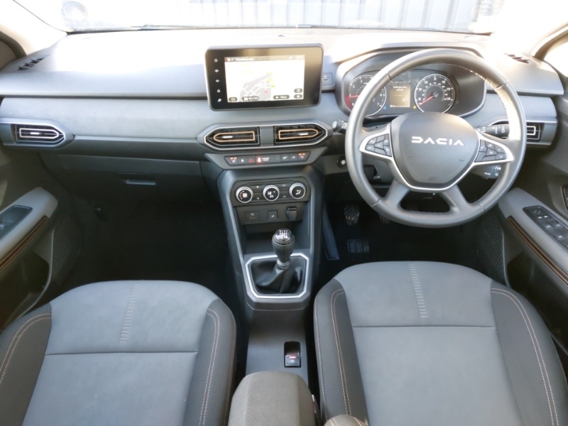 Used Dacia Sandero Stepway 2024 for sale - 77004735: Photo 2