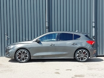 Used Ford Focus 2020 for sale - 78900732: Photo