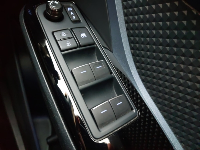 Used Toyota C-HR 2020 for sale - 77573233: Photo 12