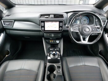 Used Nissan Leaf 2020 for sale - 77816101: Photo