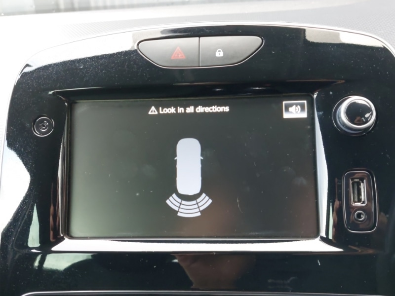 Used Renault Clio 2019 for sale - 76785768: Photo 10