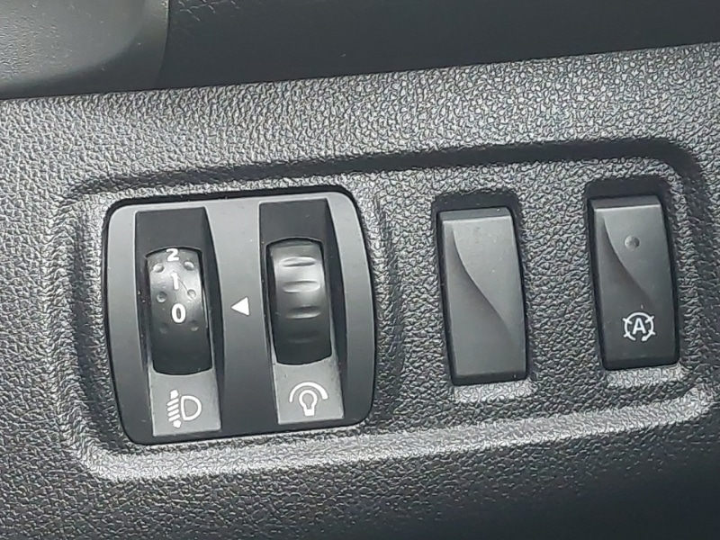 Used Renault Clio 2019 for sale - 76785768: Photo 19