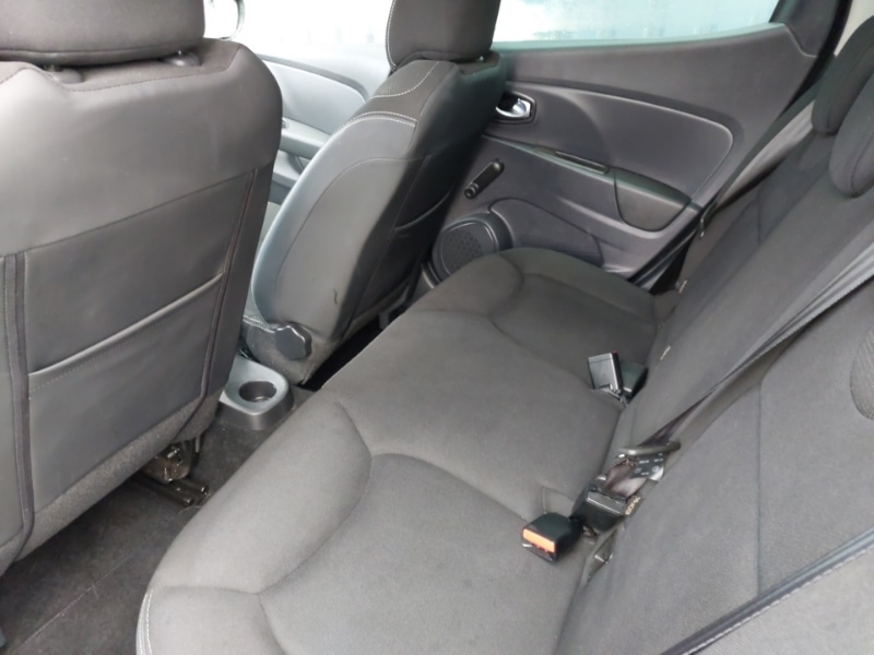 Used Renault Clio 2019 for sale - 76785768: Photo 6