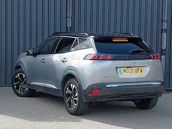 Used Peugeot 2008 2021 for sale - 78940892: Photo