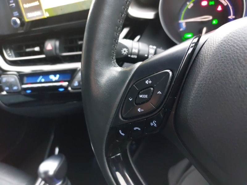 Used Toyota C-HR 2022 for sale - 77338640: Photo 15