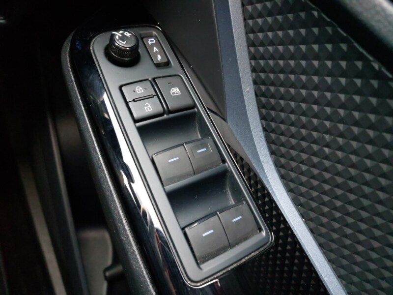 Used Toyota C-HR 2022 for sale - 77573238: Photo 12