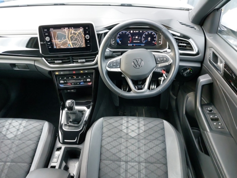 Used Volkswagen T-Roc 2023 for sale - 77325187: Photo 7