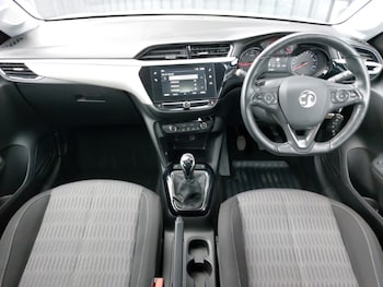 Used Vauxhall Corsa 2022 for sale - 76213324: Photo 2