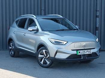 2025 - 130kW Trophy Connect EV 51kWh 5dr Auto