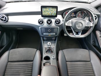Used Mercedes-Benz GLA 2017 for sale - 78550326: Photo