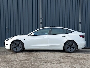 Used Tesla Model 3 2022 for sale - 77491399: Photo