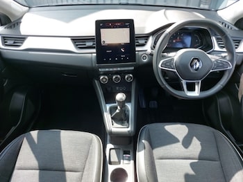 Used Renault Captur 2021 for sale - 79274362: Photo