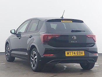 Used Volkswagen Polo 2024 for sale - 77105370: Photo