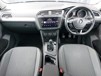 Used Volkswagen Tiguan 2019 for sale - 79343400: Photo