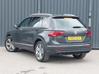 Used Volkswagen Tiguan 2019 for sale - 79343400: Photo