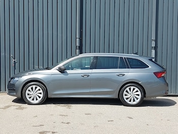 Used Skoda Octavia 2024 for sale - 78692989: Photo