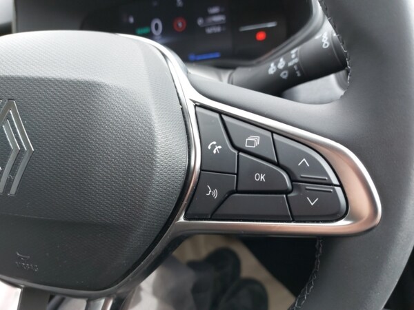 Used Renault Clio 2025 for sale - 76213463: Photo 13