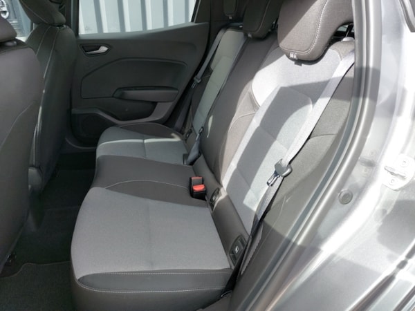 Used Renault Clio 2025 for sale - 76213463: Photo 6