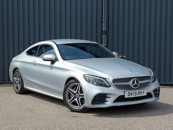 Used Mercedes-Benz C Class 2019 for sale - 79665898: Photo