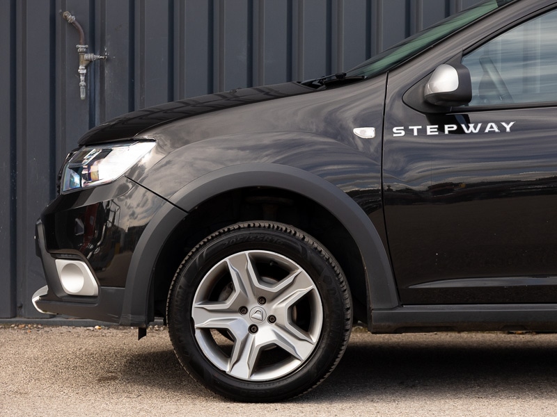 Used Dacia Sandero Stepway 2019 for sale - 76959143: Photo 15