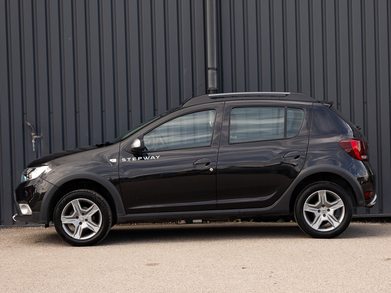 Used Dacia Sandero Stepway 2019 for sale - 76959143: Photo 4