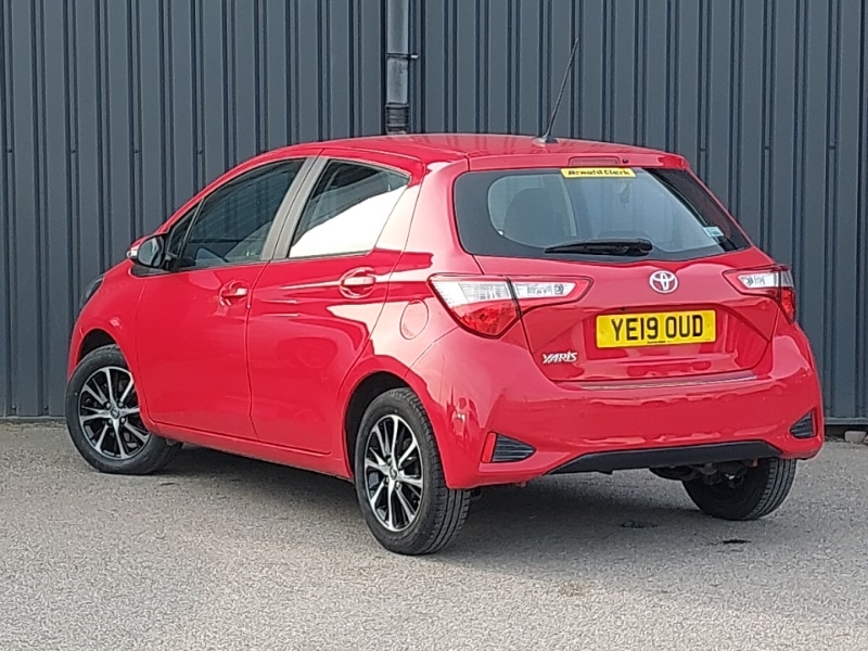 Used Toyota Yaris 2019 for sale - 77956700: Photo 3