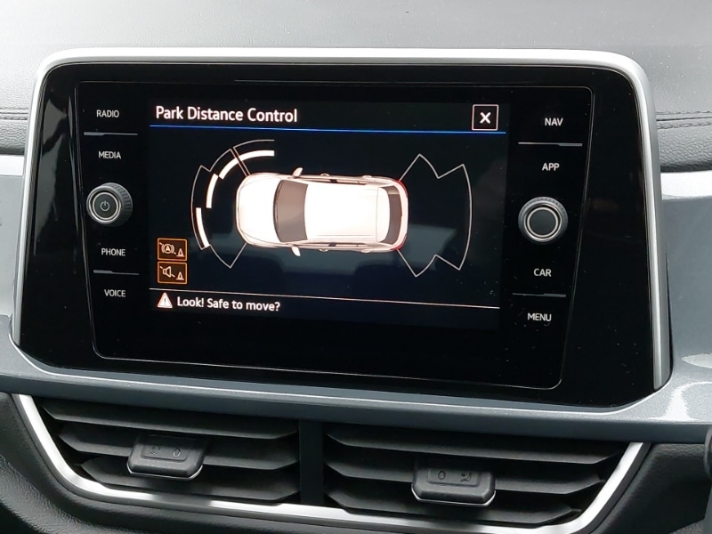 Used Volkswagen T-Roc 2022 for sale - 77761304: Photo 11