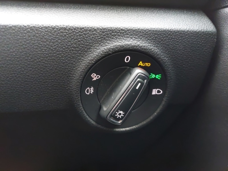 Used Volkswagen T-Roc 2022 for sale - 77761304: Photo 13