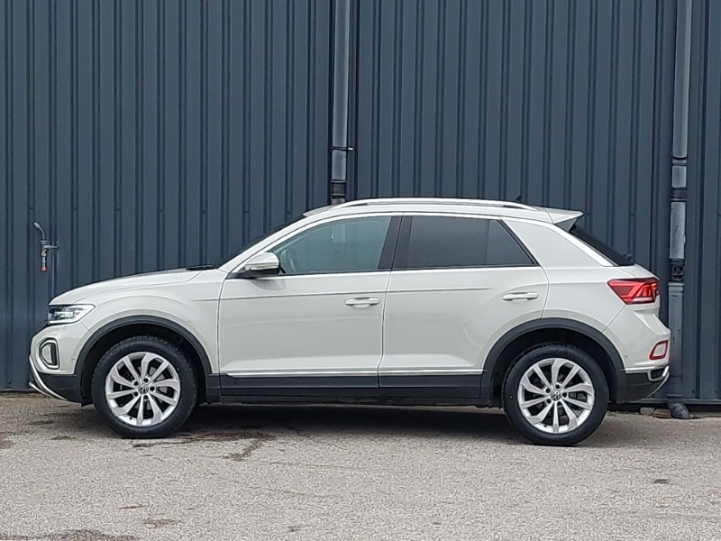 Used Volkswagen T-Roc 2022 for sale - 77761304: Photo 4