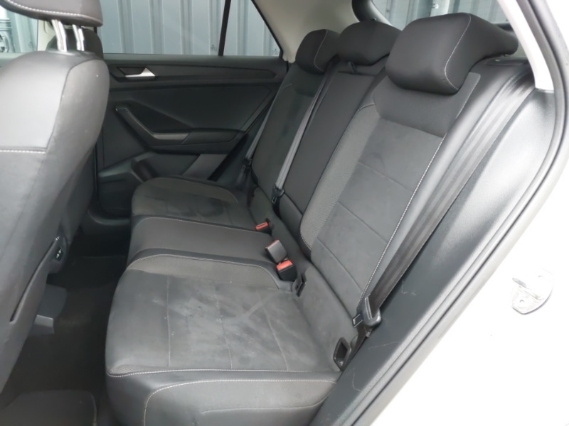 Used Volkswagen T-Roc 2022 for sale - 77761304: Photo 6