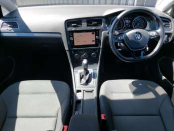 Used Volkswagen Golf 2019 for sale - 74683653: Photo