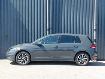 Used Volkswagen Golf 2019 for sale - 74683653: Photo