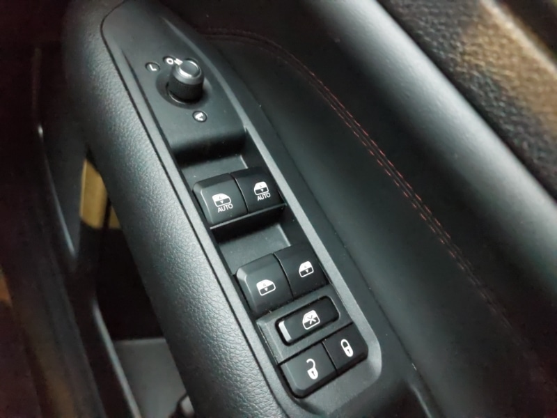 Used Jeep Compass 2023 for sale - 76897802: Photo 12