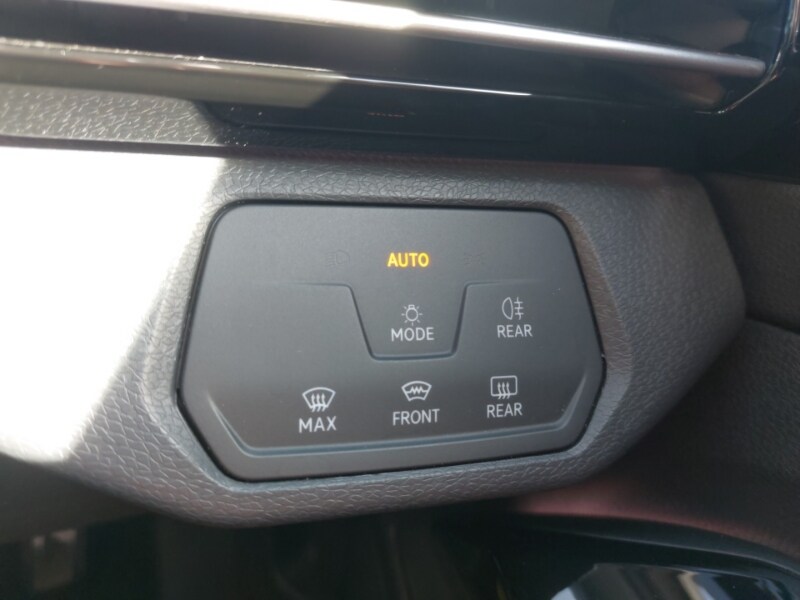 Used Volkswagen ID.4 2023 for sale - 78156029: Photo 13