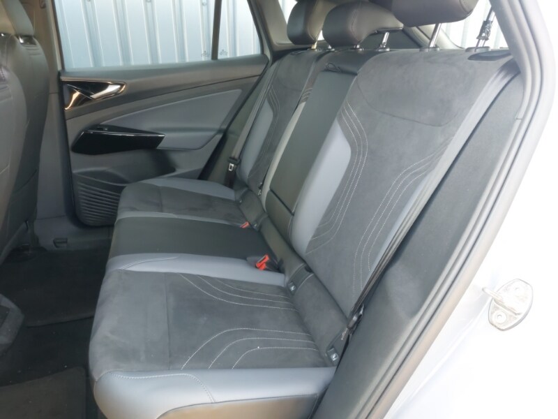 Used Volkswagen ID.4 2023 for sale - 78156029: Photo 6