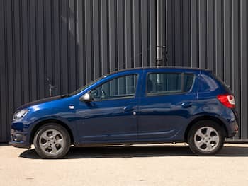 Used Dacia Sandero 2015 for sale - 79694426: Photo