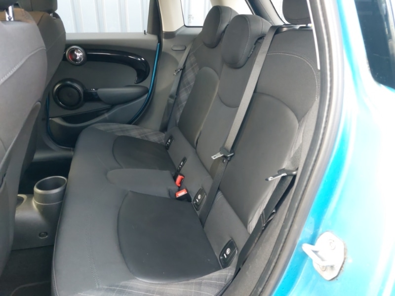 Used MINI Hatch 2018 for sale - 76387927: Photo 6