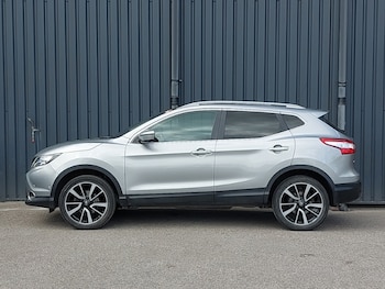 Used Nissan Qashqai 2017 for sale - 78595560: Photo