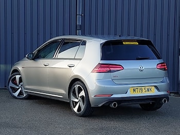 Used Volkswagen Golf 2019 for sale - 77228920: Photo