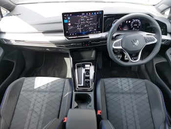 Used Volkswagen Golf 2025 for sale - 79440372: Photo