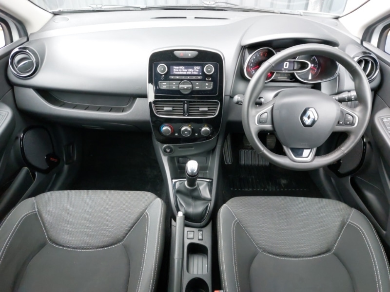 Used Renault Clio 2019 for sale - 77419311: Photo 2