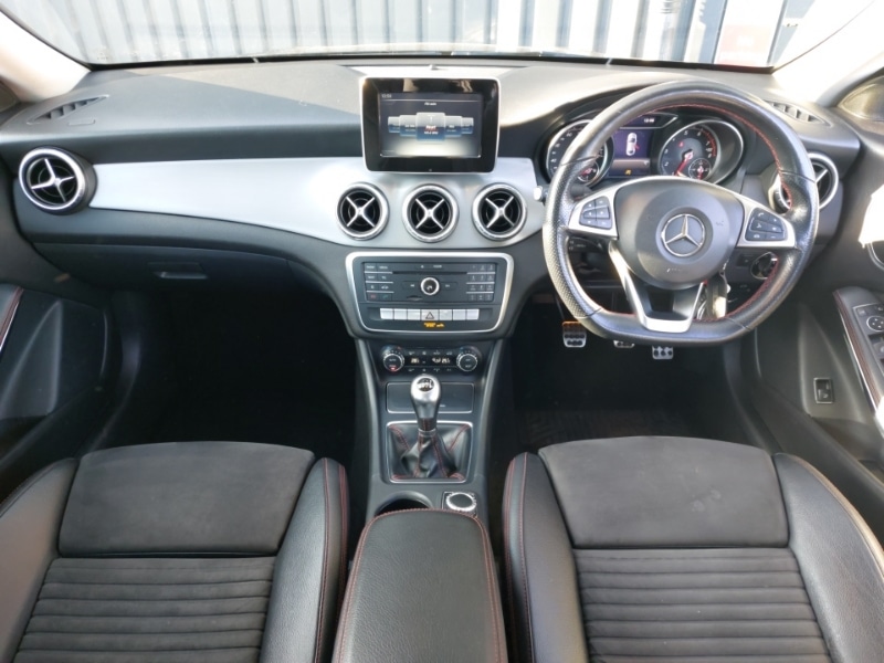 Used Mercedes-Benz CLA 2018 for sale - 76651879: Photo 2