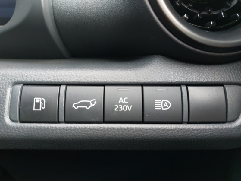 Used Toyota C-HR 2024 for sale - 77223685: Photo 13