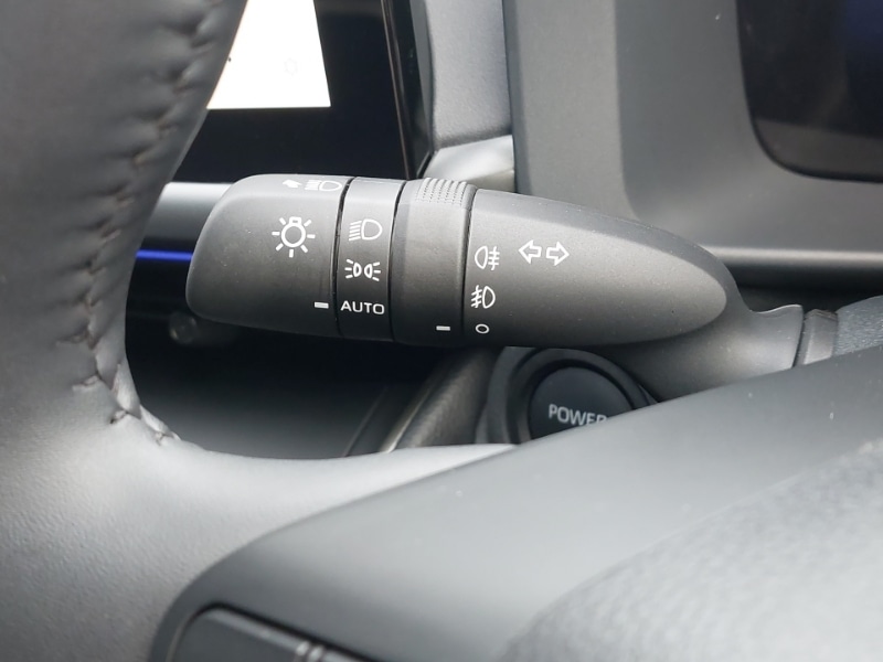 Used Toyota C-HR 2024 for sale - 77223685: Photo 17