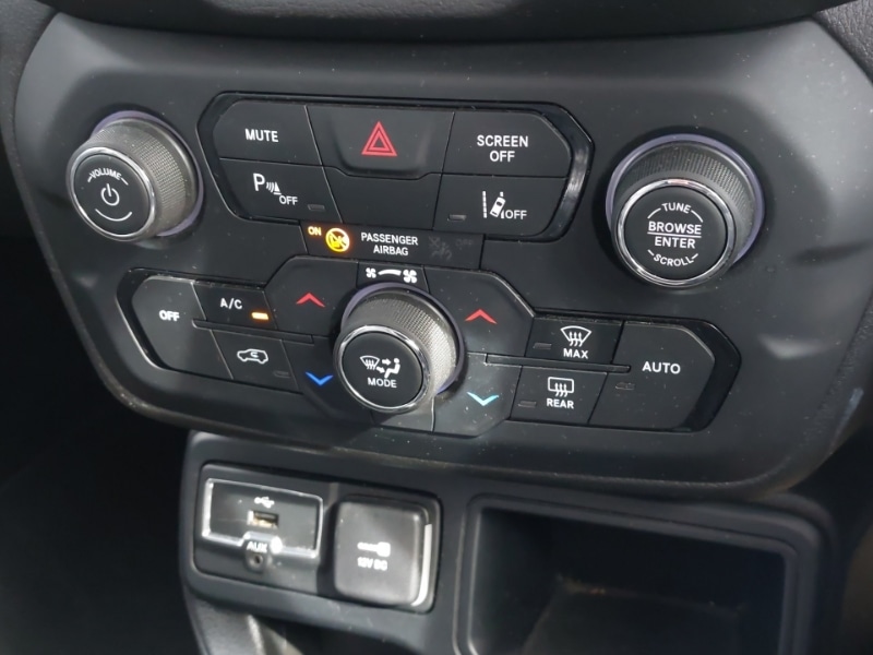 Used Jeep Renegade 2018 for sale - 78033548: Photo 16