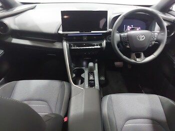 Used Toyota C-HR 2024 for sale - 76418997: Photo