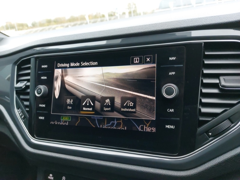 Used Volkswagen T-Roc 2019 for sale - 76456164: Photo 18