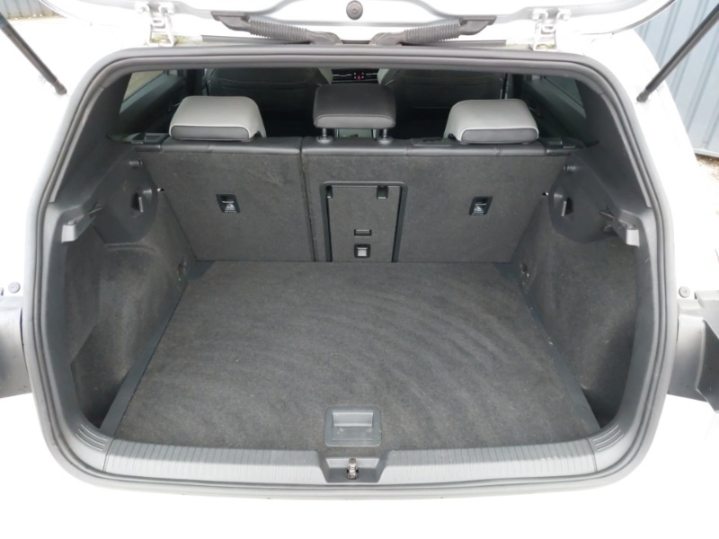 Used Volkswagen Golf 2020 for sale - 77458125: Photo 8