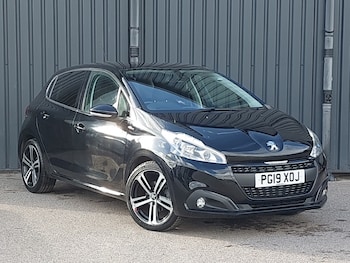 Peugeot - 208