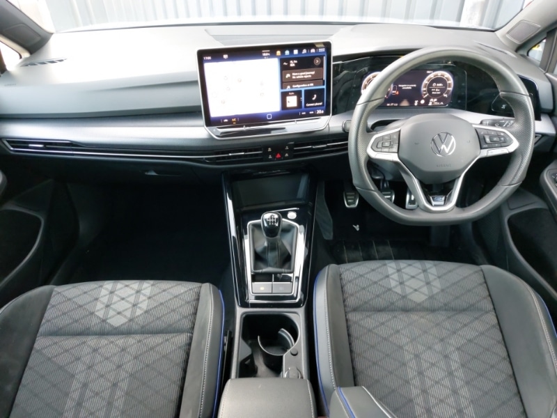 Used Volkswagen Golf 2024 for sale - 78178742: Photo 2